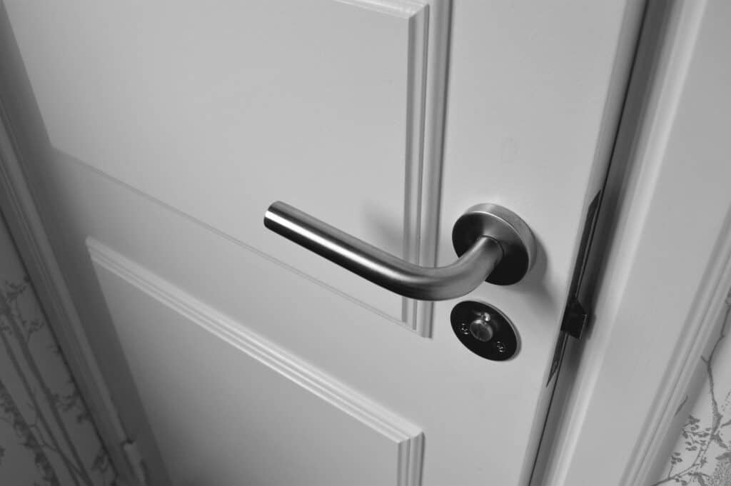 Open Door and Cash Home Buyer Offer Comparison