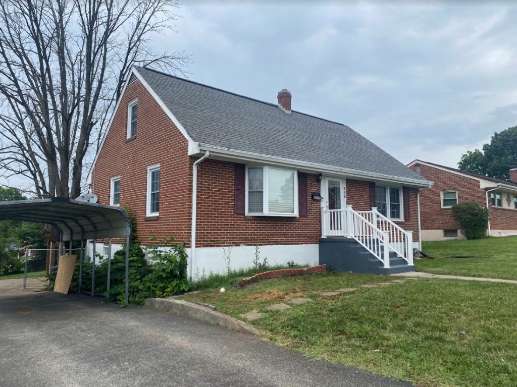 How to Know If a Cash Offer Is Fair in Roanoke, VA Banner